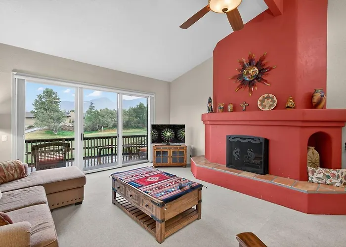 Golf Retreat, Pool, Hot Tub, Pickle-ball, Tennis *
